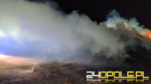 Szybka i skuteczna akcja strażaków - uratowano sprzęt rolniczy i zwierzęta