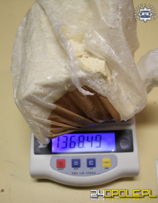 Nalot policji w Głubczycach - zarekwirowano 22 tysięcy porcji narkotyków