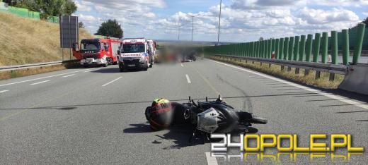 Seria zdarzeń na autostradzie A4. Motocyklista w szpitalu, dwie kolizje kilka minut później