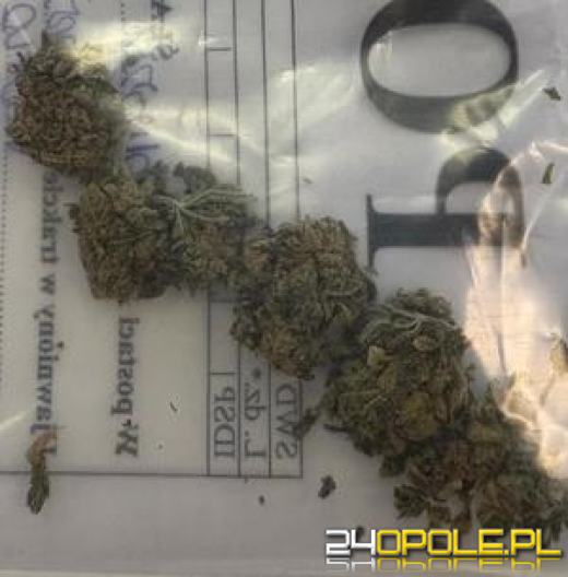 Nocne działania kluczborskich policjantów zakończone narkotykowymi zatrzymaniami