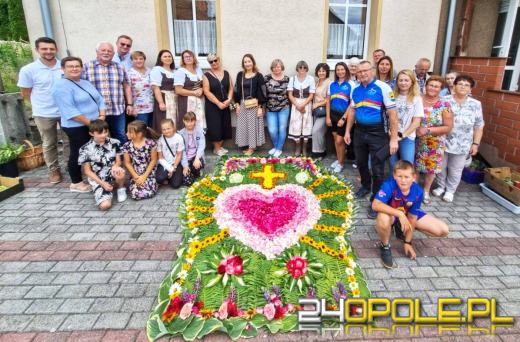 Dożynki wojewódzkie w Dobrodzieniu i rozstrzygnięcie konkursu "Piękna Wieś Opolska"