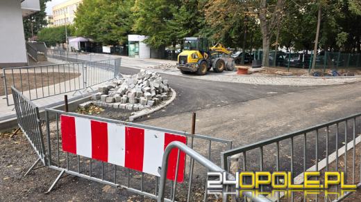 Trwają prace na Łąkowej. Utrudnienia na Spychalskiego mniejsze niż zapowiadano