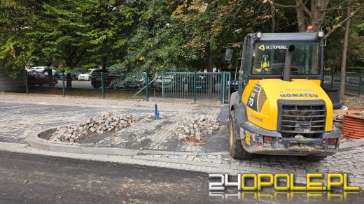 Trwają prace na Łąkowej. Utrudnienia na Spychalskiego mniejsze niż zapowiadano