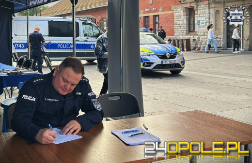 Oddając krew uczcili 100-lecie kobiet w Policji