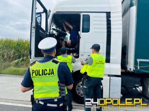 Kontrole ciężarówek w powiecie kędzierzyńsko-kozielskim. Policja i KAS ujawniły naruszenia