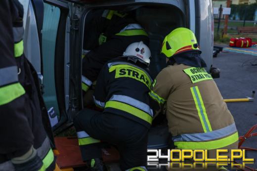 Młodzieżowa Drużyna Pożarnicza z Dębskiej Kuźni szkoli się w ratownictwie