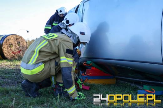 Młodzieżowa Drużyna Pożarnicza z Dębskiej Kuźni szkoli się w ratownictwie