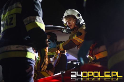 Młodzieżowa Drużyna Pożarnicza z Dębskiej Kuźni szkoli się w ratownictwie