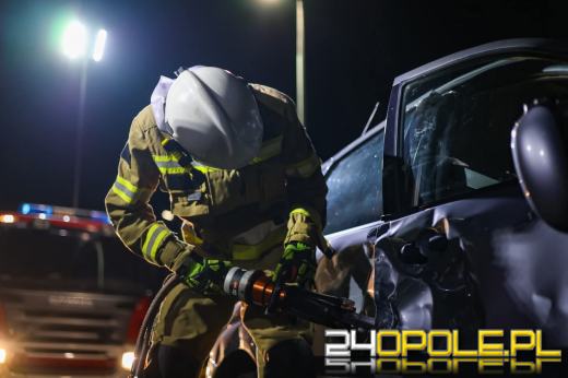 Młodzieżowa Drużyna Pożarnicza z Dębskiej Kuźni szkoli się w ratownictwie