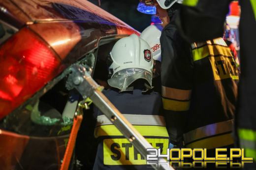 Młodzieżowa Drużyna Pożarnicza z Dębskiej Kuźni szkoli się w ratownictwie