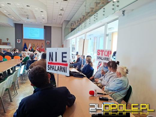 Mieszkańcy Kluczborka protestują przeciwko planom budowy spalarni odpadów