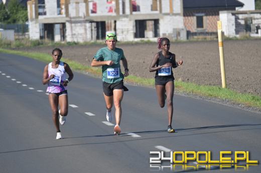 Ponad 1000 uczestników Półmaratonu Opole 2025 przebiegło ulicami Opola (WIDEO)
