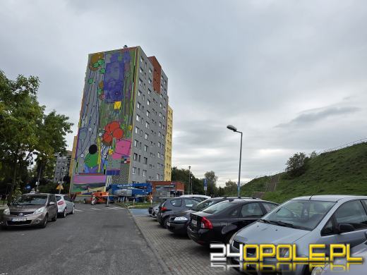 Mural Czesława Niemena na finiszu