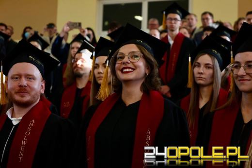 Uniwersytet Opolski: 140 nowych lekarzy zasili system ochrony zdrowia