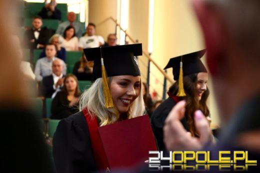 Uniwersytet Opolski: 140 nowych lekarzy zasili system ochrony zdrowia