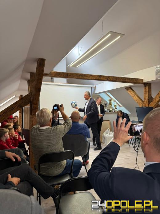 Kadra wspiera przyszłość futbolu. Hattrick Głuchołazy zyskał nową siedzibę