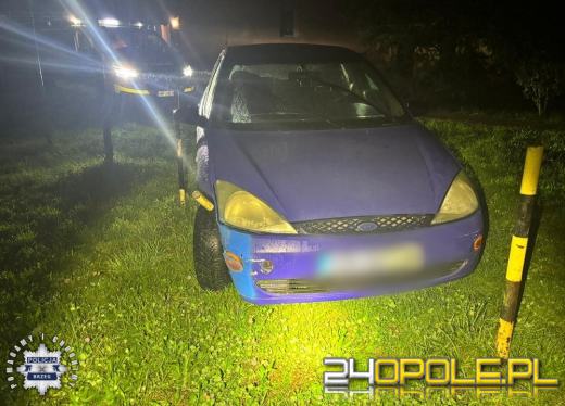  14-latek ruszył na nocną przejażdzkę fordem. Zapomniał o swiatłach