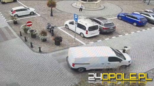 Potrącenie ciężarnej kobiety na przejściu dla pieszych w centrum Namysłowa (WIDEO)