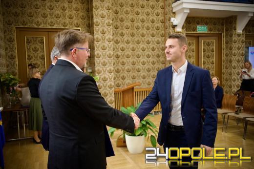 Z pasją uczą i inspirują. Opole nagrodziło 41 wyjątkowych nauczycieli