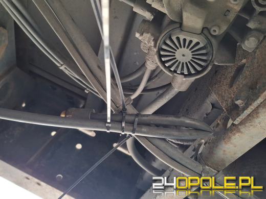 Niebezpieczna ingerencja w układ hamulcowy - kontrola pojazdu na A4