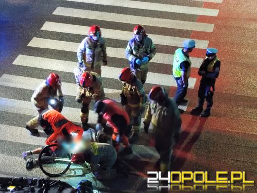 Dramatyczny upadek rowerzysty na Niemodlińskiej. 18-latek trafił do szpitala