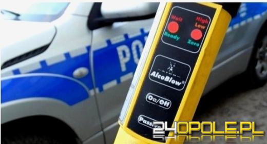 Nietrzeźwy kierowca zatrzymany w Głubczycach - w samochodzie przewoził 7-letniego syna
