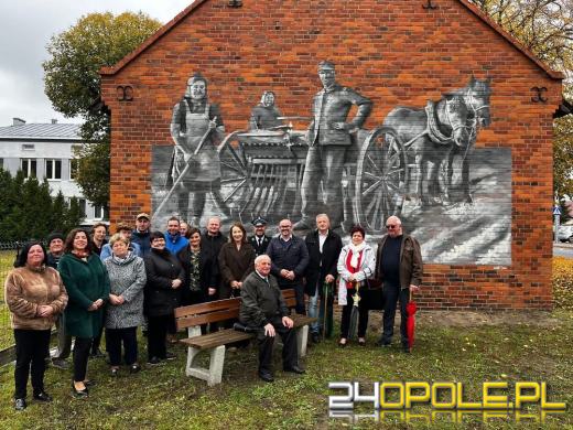 Historia na murze - nowy mural w Zawiści łączy pokolenia