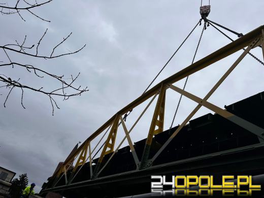 Montaż mostu rozpoczęty - weekendowe utrudnienia w centrum Opola