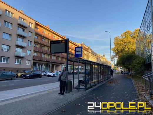 Nowy odcinek drogi dla pieszych i rowerów przy pływalni Akwarium gotowy