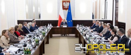 Działka za bezcen. 64% Polaków oburzonych transakcją wokół CPK