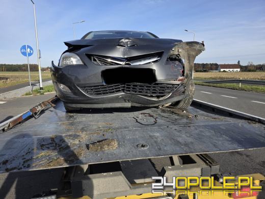 Wypadek na DK45 w Jełowej. Cztery osoby w szpitalu