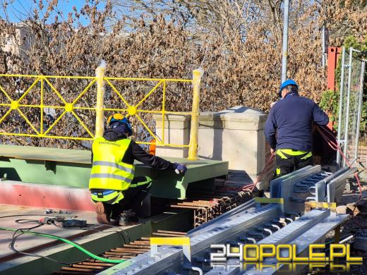 Most Zamkowy w Opolu nabiera kształtów. Trwają kolejne etapy prac