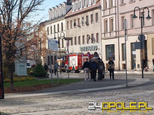 Pożar w galerii Solaris. Ewakuowano kilkaset osób, jedna osoba poszkodowana