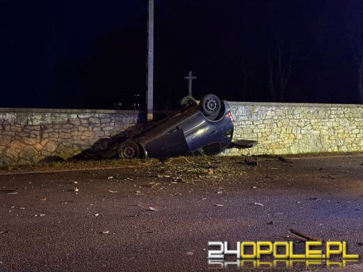 Groźne zderzenie w Zimnicach Wielkich. Dwie osoby trafiły do szpitala