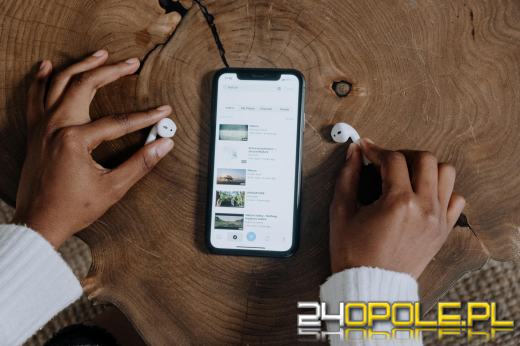 Muzyka w drodze do pracy - ile naprawdę musisz wydać na słuchawki?