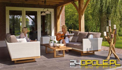 Nowoczesny minimalizm na zewnątrz - jak osiągnąć efekt luksusowego tarasu bez wysokich kosztów