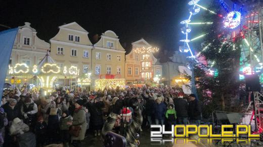 Jarmark Bożonarodzeniowy oficjalnie otwarty. Sprawdziliśmy, ile kosztują świąteczne przysmaki