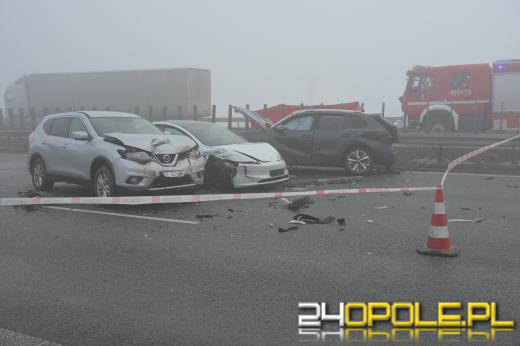 Trwają czynności służb po tragicznym zdarzeniu na A4. Droga wciąż zablokowana WIDEO