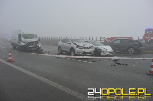 Śmierć 44-latki na A4. Prokuratura ujawnia, co wydarzyło się w trakcie karambolu