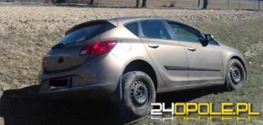 Nietrzeźwy kierowca wjechał do rowu. Miał 1,5 promila