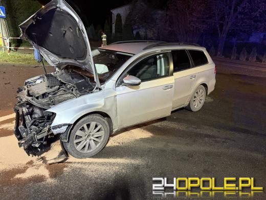 Zderzenie dwóch samochodów w Namysłowie. Jedna osoba trafiła do szpitala