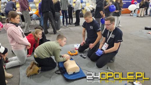 Pierwsza poMOC w rytmie serca w Stegu Arenie