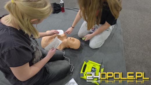 Pierwsza poMOC w rytmie serca w Stegu Arenie