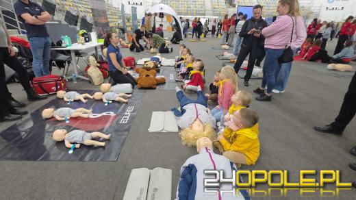 Pierwsza poMOC w rytmie serca w Stegu Arenie