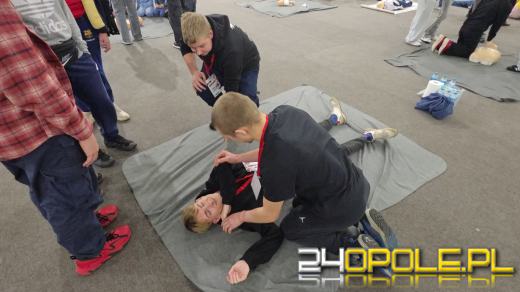 Pierwsza poMOC w rytmie serca w Stegu Arenie