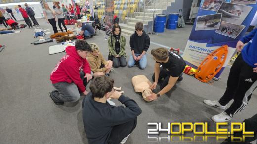 Pierwsza poMOC w rytmie serca w Stegu Arenie