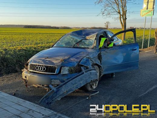 Opole-Sławice: zderzenie na ul. Opolskiej. Jedno z aut dachowało, lądował LPR