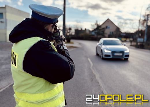 Kierujący audi przekroczył prędkość o prawie 70 km/h