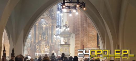 Katedra opolska ponownie otwarta. Dzisiaj odbywa się pierwsza msza 