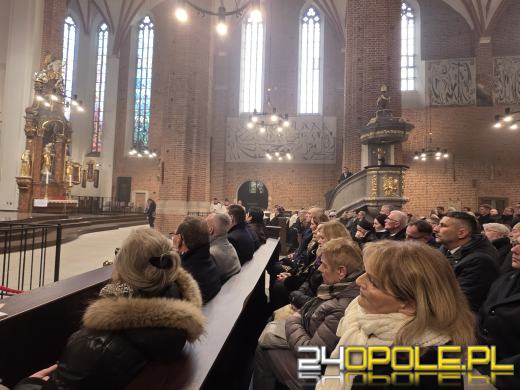 Katedra opolska ponownie otwarta. Dzisiaj odbywa się pierwsza msza 